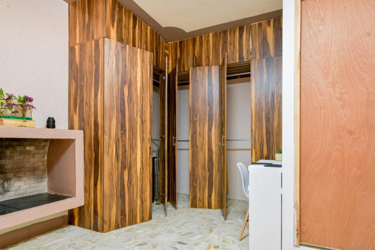 Hostal Vitta Guadalajara Eksteriør billede
