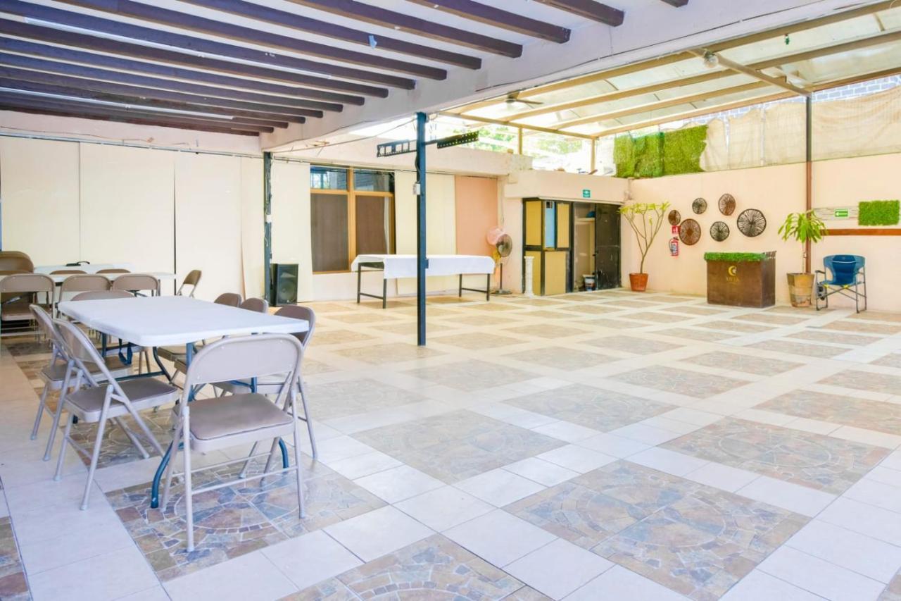 Hostal Vitta Guadalajara Eksteriør billede