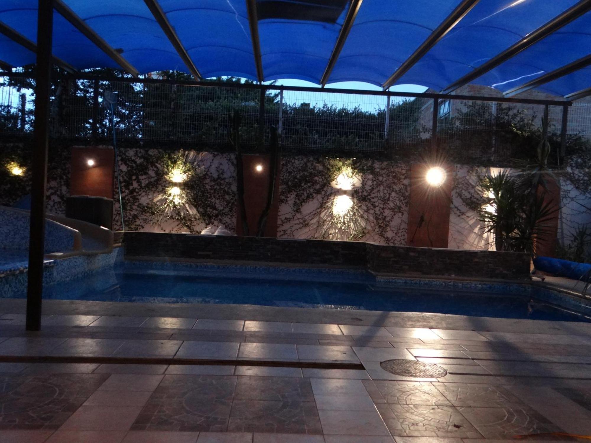 Hostal Vitta Guadalajara Eksteriør billede